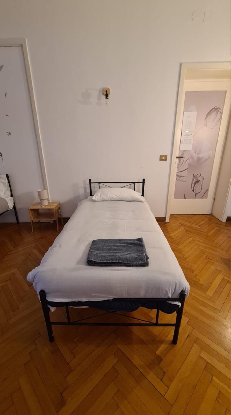 Dock Bay Lodge Hostello 的里雅斯特 外观 照片